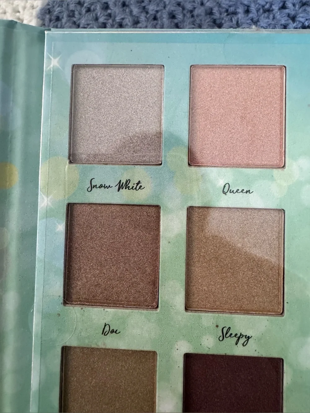 Disney Snow White EyeShadow Palette